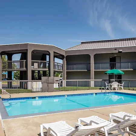 Days Inn By Wyndham Wilson-2